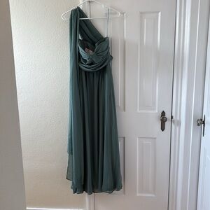 Birdy Grey Bridesmaid Dress in stole Grace and in color sea glass. XS